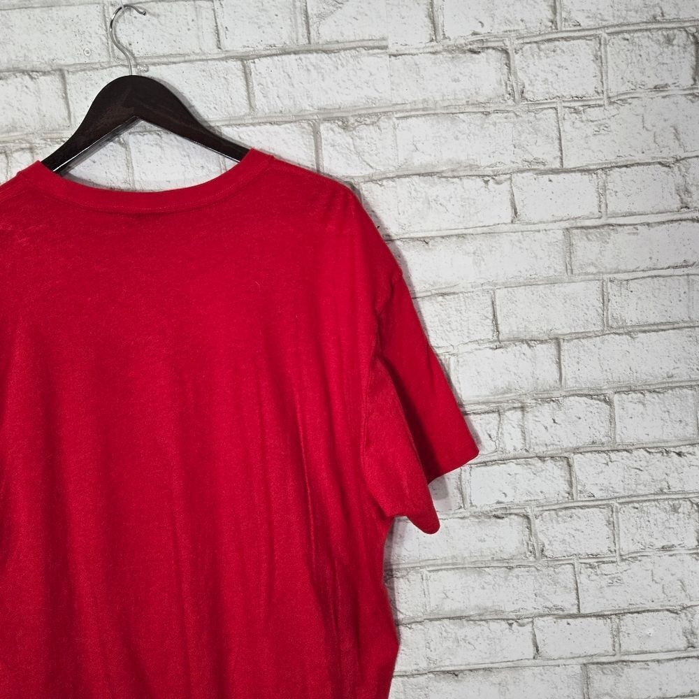 Oakley red short‎ sleeve graphic tee - Picture 10 of 14
